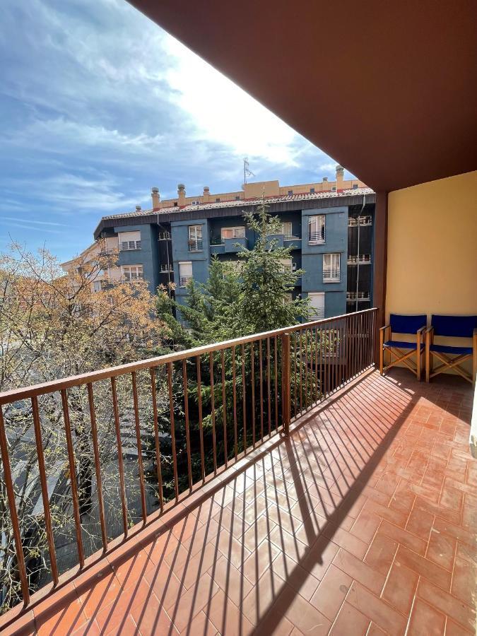 Apartamento Centrico En Berga - Al베르가 외부 사진